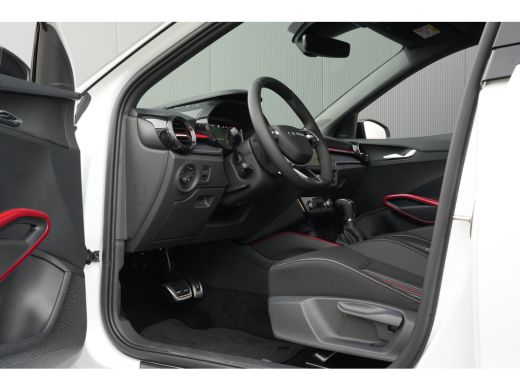 Skoda Fabia Monte Carlo | Achteruitrijcamera | Cruise control met speedlimiter | Driver Activity Assistant, v... ActivLease financial lease