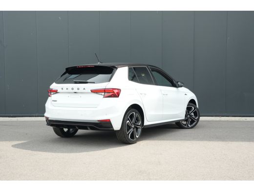 Skoda Fabia Monte Carlo | Achteruitrijcamera | Cruise control met speedlimiter | Driver Activity Assistant, v... ActivLease financial lease