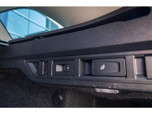 Skoda Octavia Combi 1.0 e-TSI Business Edition Plus | Elektrische Trekhaak | Elektrisch stoel met geheugen | Ad... ActivLease financial lease