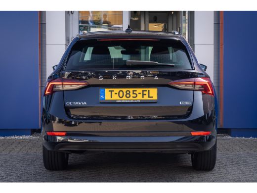 Skoda Octavia Combi 1.0 e-TSI Business Edition Plus | Elektrische Trekhaak | Elektrisch stoel met geheugen | Ad... ActivLease financial lease