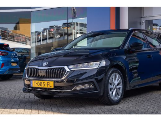 Skoda Octavia Combi 1.0 e-TSI Business Edition Plus | Elektrische Trekhaak | Elektrisch stoel met geheugen | Ad... ActivLease financial lease