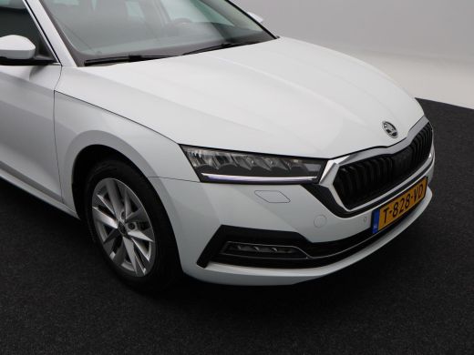 Skoda Octavia Combi 1.0 TSi 115 Pk Business Edition Plus | Adaptive Cruise | Stoelverwarming | Climatronic | Na... ActivLease financial lease