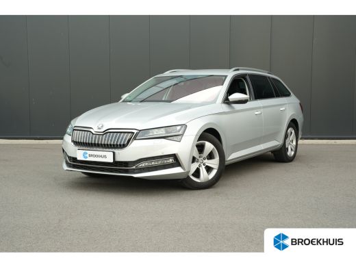 Skoda Superb Combi 1.4 218pk TSI iV Business Edition Plus | Camera | Cruise Control | Comfort Stoelen | ActivLease financial lease