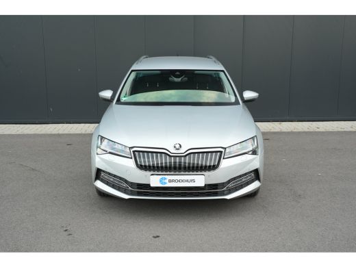 Skoda Superb Combi 1.4 218pk TSI iV Business Edition Plus | Camera | Cruise Control | Comfort Stoelen | ActivLease financial lease