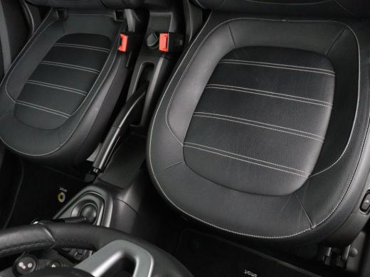 Smart Fortwo EQ Comfort PLUS 18 kWh | SOH 91.8% | Leder | Panoramadak | Stoelverwarming | Camera | Bluetooth |... ActivLease financial lease