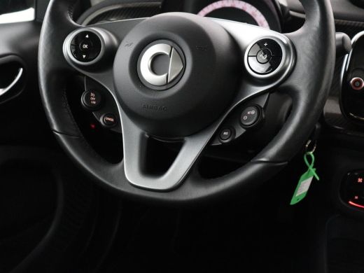 Smart Fortwo EQ Comfort PLUS 18 kWh | SOH 91.8% | Leder | Panoramadak | Stoelverwarming | Camera | Bluetooth |... ActivLease financial lease