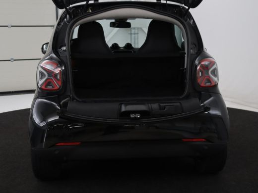 Smart Fortwo EQ Comfort PLUS 18 kWh | SOH 91.8% | Leder | Panoramadak | Stoelverwarming | Camera | Bluetooth |... ActivLease financial lease