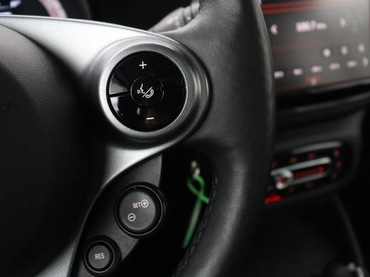 Smart Fortwo EQ Comfort PLUS 18 kWh | SOH 91.8% | Leder | Panoramadak | Stoelverwarming | Camera | Bluetooth |... ActivLease financial lease
