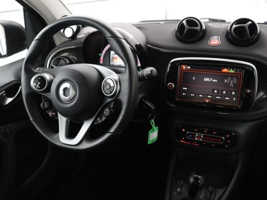 Smart Fortwo EQ Comfort PLUS 18 kWh | SOH 91.8% | Leder | Panoramadak | Stoelverwarming | Camera | Bluetooth |... ActivLease financial lease