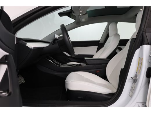 Tesla Model 3 Performance AWD 75 kWh | Leder | Adaptive Cruise | Elektr Stoelen + mem | 20 inch | Carbon afwerk... ActivLease financial lease