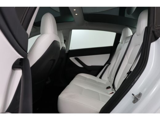 Tesla Model 3 Performance AWD 75 kWh | Leder | Adaptive Cruise | Elektr Stoelen + mem | 20 inch | Carbon afwerk... ActivLease financial lease
