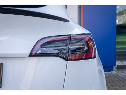 Tesla Model Y Performance AWD 75 kWh | Trekhaak | Panoramadak | Dodehoek detectie | 21'' | Memory | Leder | Aut... ActivLease financial lease