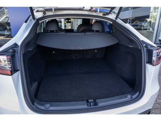 Tesla Model Y Performance AWD 75 kWh | Trekhaak | Panoramadak | Dodehoek detectie | 21'' | Memory | Leder | Aut... ActivLease financial lease