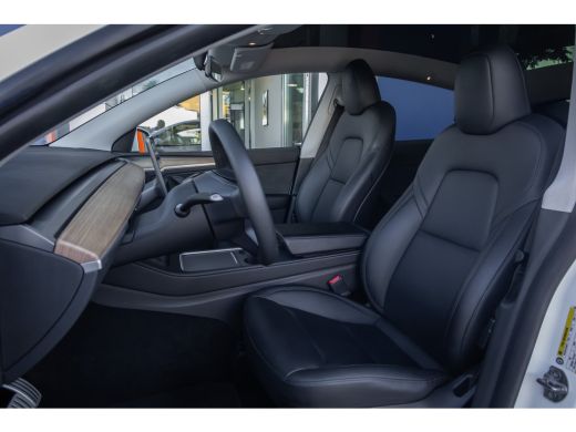 Tesla Model Y Performance AWD 75 kWh | Trekhaak | Panoramadak | Dodehoek detectie | 21'' | Memory | Leder | Aut... ActivLease financial lease
