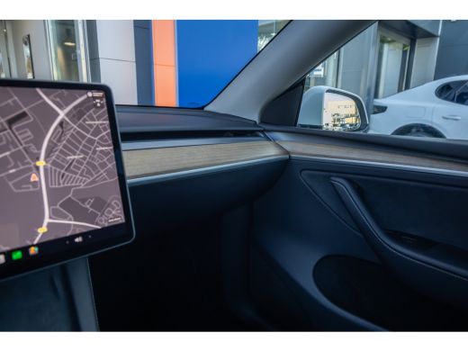 Tesla Model Y Performance AWD 75 kWh | Trekhaak | Panoramadak | Dodehoek detectie | 21'' | Memory | Leder | Aut... ActivLease financial lease