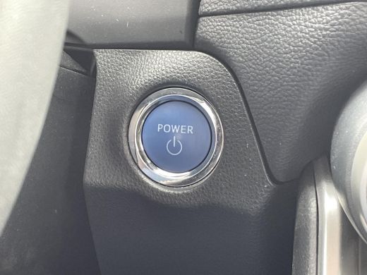 Toyota RAV4 2.5 Hybrid Dynamic **TREKHAAK/ DODEHOEK DETECTIE/ KEYLESS** ActivLease financial lease