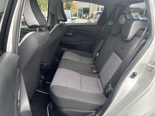 Toyota Yaris 1.5 Hybrid Y20 **NAVIGATIE/ KEYLESS/ CRUISE CONTROL** ActivLease financial lease