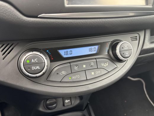 Toyota Yaris 1.5 Hybrid Y20 **NAVIGATIE/ KEYLESS/ CRUISE CONTROL** ActivLease financial lease