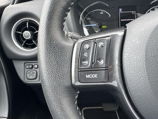 Toyota Yaris 1.5 Hybrid Y20 **NAVIGATIE/ KEYLESS/ CRUISE CONTROL** ActivLease financial lease