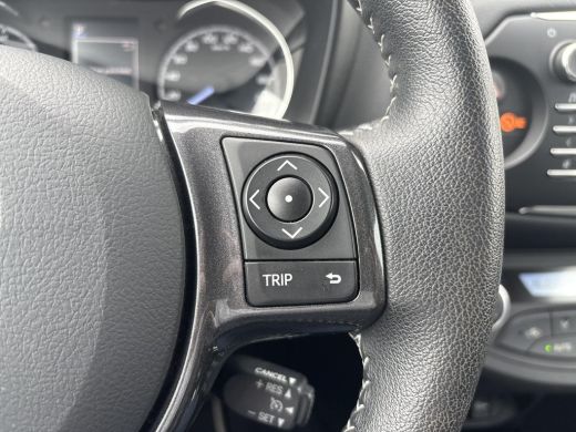 Toyota Yaris 1.5 Hybrid Y20 **NAVIGATIE/ KEYLESS/ CRUISE CONTROL** ActivLease financial lease