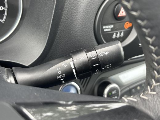 Toyota Yaris 1.5 Hybrid Y20 **NAVIGATIE/ KEYLESS/ CRUISE CONTROL** ActivLease financial lease