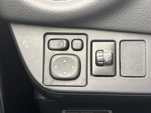 Toyota Yaris 1.5 Hybrid Y20 **NAVIGATIE/ KEYLESS/ CRUISE CONTROL** ActivLease financial lease