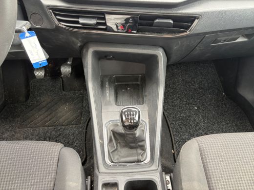 Volkswagen Caddy 2.0 TDI Style 102PK | Trekhaak | App connect | Reservewiel | Ergo stoel ActivLease financial lease