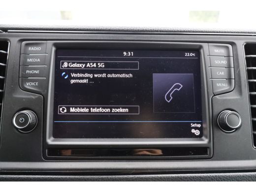 Volkswagen Crafter 2.0 TDI L3 H3 140pk Black Line Airco Navigatie Spoilerpakket ActivLease financial lease