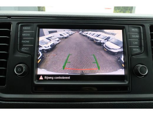 Volkswagen Crafter 2.0 TDI L3 H3 140pk Black Line Airco Navigatie Spoilerpakket ActivLease financial lease