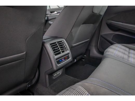 Volkswagen Golf 1.4 eHybrid GTE PHEV 245PK | Stoel+stuur verwarming | Cruise adaptief | Apple Carplay/Android Aut... ActivLease financial lease