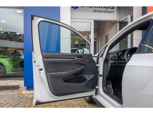 Volkswagen Golf 1.4 eHybrid GTE PHEV 245PK | Stoel+stuur verwarming | Cruise adaptief | Apple Carplay/Android Aut... ActivLease financial lease
