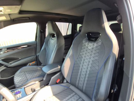 Volkswagen Tayron 1.5 eHybrid R-Line Edition 204Pk DSG/AUTO | Glazenpano-dak | Achteruitrijcamera | Trekhaak uitkla... ActivLease financial lease