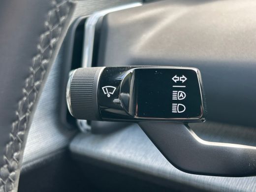 Volvo  EX30 Single Motor Plus 51 kWh | Climate Pakket | Camera | Pilot Assist | Harman/Kardon | ActivLease financial lease