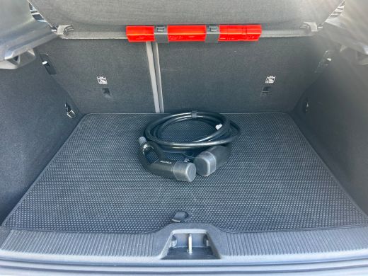 Volvo  EX30 Single Motor Plus 51 kWh | Climate Pakket | Camera | Pilot Assist | Harman/Kardon | ActivLease financial lease