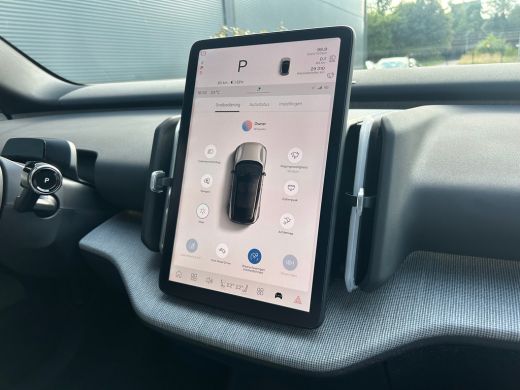 Volvo  EX30 Single Motor Plus 51 kWh | Climate Pakket | Camera | Pilot Assist | Harman/Kardon | ActivLease financial lease