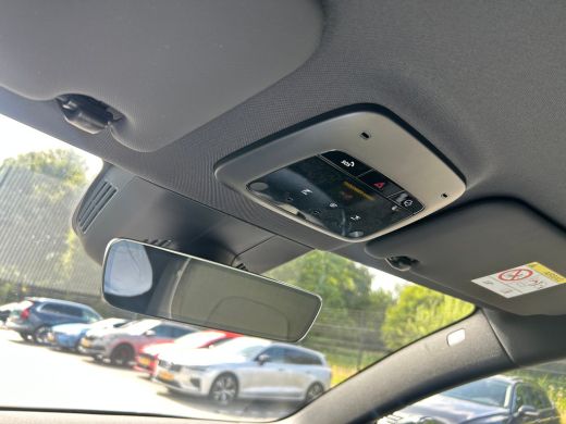 Volvo  EX30 Single Motor Plus 51 kWh | Climate Pakket | Camera | Pilot Assist | Harman/Kardon | ActivLease financial lease