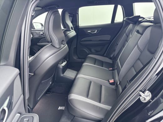 Volvo  V60 T6 Recharge Plus Dark | 19" | Elektr. verst. Sporstoelen | Trekhaak | Getint Glas | Harman Kardon... ActivLease financial lease