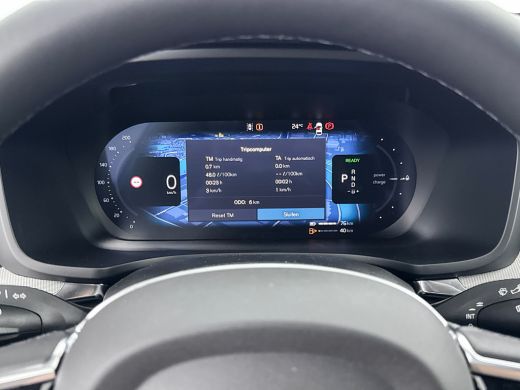 Volvo  V60 T6 Recharge Plus Dark | 19" | Elektr. verst. Sporstoelen | Trekhaak | Getint Glas | Harman Kardon... ActivLease financial lease