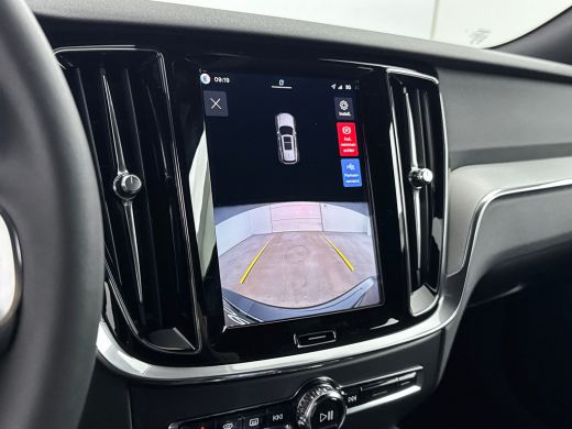 Volvo  V60 T6 Recharge Plus Dark | 19" | Elektr. verst. Sporstoelen | Trekhaak | Getint Glas | Harman Kardon... ActivLease financial lease