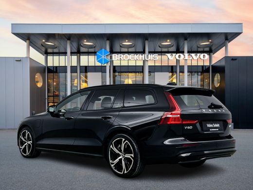 Volvo  V60 T6 Recharge Plus Dark | 19" | Elektr. verst. Sporstoelen | Trekhaak | Getint Glas | Harman Kardon... ActivLease financial lease
