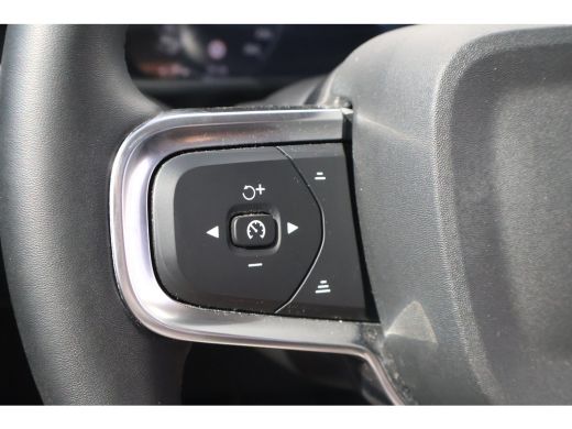 Volvo  XC40 1.5 T4 Plug-in hybrid Ultimate Dark | 360Cam | Leder | Pano | H&K | ActivLease financial lease