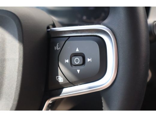 Volvo  XC40 1.5 T4 Plug-in hybrid Ultimate Dark | 360Cam | Leder | Pano | H&K | ActivLease financial lease