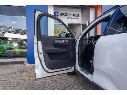 Volvo  XC40 1.5 T4 Recharge R-Design | Apple Carplay/Android Auto | panorama-dak | Keyless entry/Start | 360 ... ActivLease financial lease