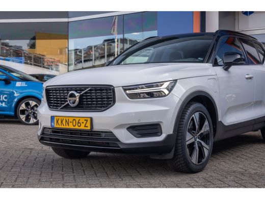 Volvo  XC40 1.5 T4 Recharge R-Design | Apple Carplay/Android Auto | panorama-dak | Keyless entry/Start | 360 ... ActivLease financial lease