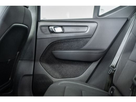Volvo  XC40 252PK Extended Range Ultimate 82 kWh | Panoramadak | Adap Cruise | Getint Glas | Memory ActivLease financial lease