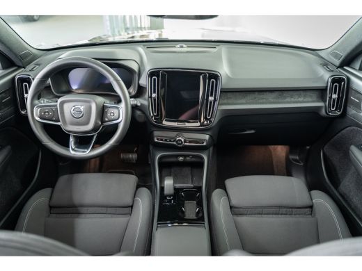 Volvo  XC40 252PK Extended Range Ultimate 82 kWh | Panoramadak | Adap Cruise | Getint Glas | Memory ActivLease financial lease