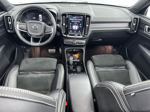 Volvo  XC40 P8 R-Design | 19" | Panoramadak | 360 Camera | Elektr. verst. Stoelen | Harman Kardon | Warmtepom... ActivLease financial lease