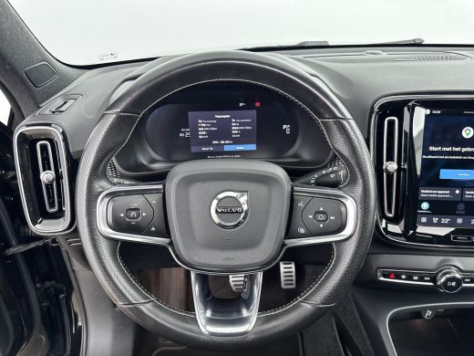 Volvo  XC40 P8 R-Design | 19" | Panoramadak | 360 Camera | Elektr. verst. Stoelen | Harman Kardon | Warmtepom... ActivLease financial lease