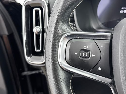 Volvo  XC40 P8 R-Design | 19" | Panoramadak | 360 Camera | Elektr. verst. Stoelen | Harman Kardon | Warmtepom... ActivLease financial lease