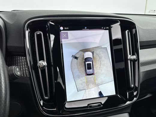 Volvo  XC40 P8 R-Design | 19" | Panoramadak | 360 Camera | Elektr. verst. Stoelen | Harman Kardon | Warmtepom... ActivLease financial lease